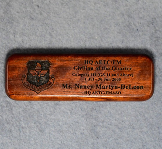 Penset Pen/pencil/Box - Monarch Trophy Studio