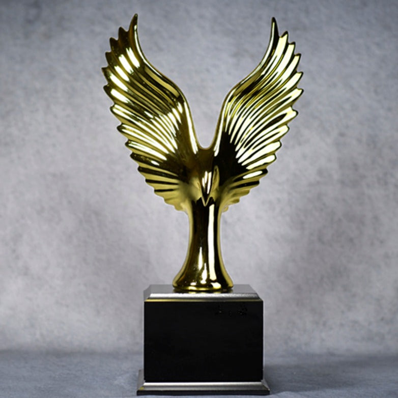 Modern Eagle - Monarch Trophy Studio