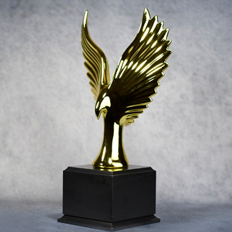 Modern Eagle - Monarch Trophy Studio
