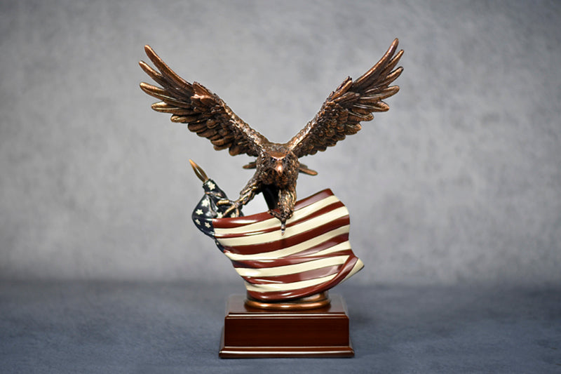 Eagle in Flight w/American Flag - Monarch Trophy Studio