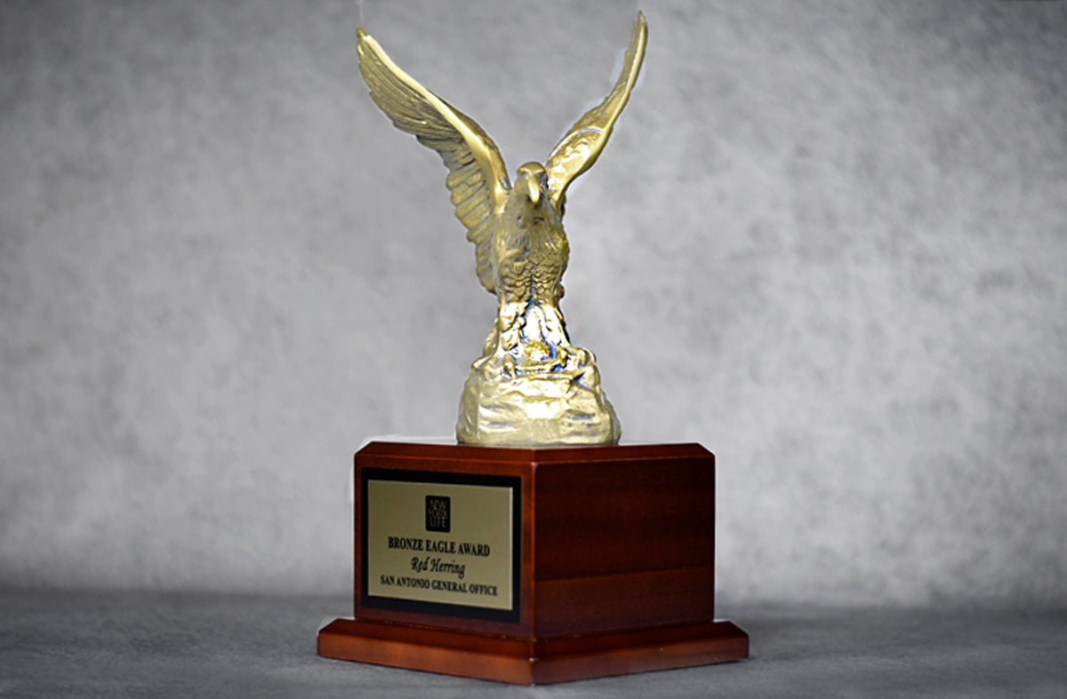 Noble Gold Eagle w/ Large Base - Monarch Trophy Studio