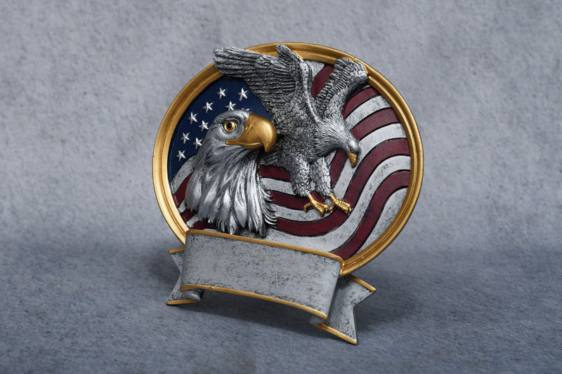 Eagle Oval - Monarch Trophy Studio