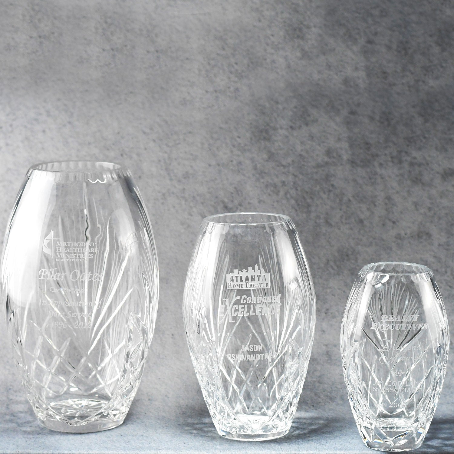 Crystal Barrel Vase - Monarch Trophy Studio