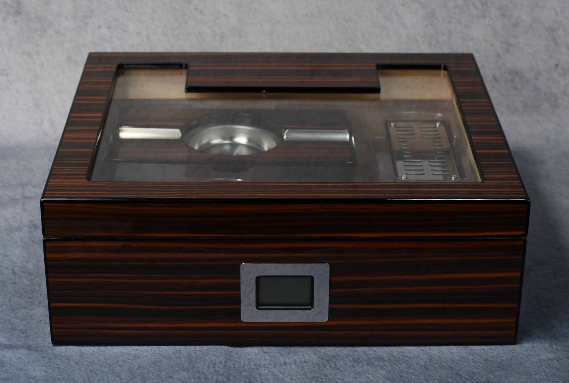 Kensington Humidor - Monarch Trophy Studio